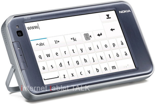 Illustration for article titled Nokia N810 Internet Tablet Shots Surface and Whoa, It's Sexy